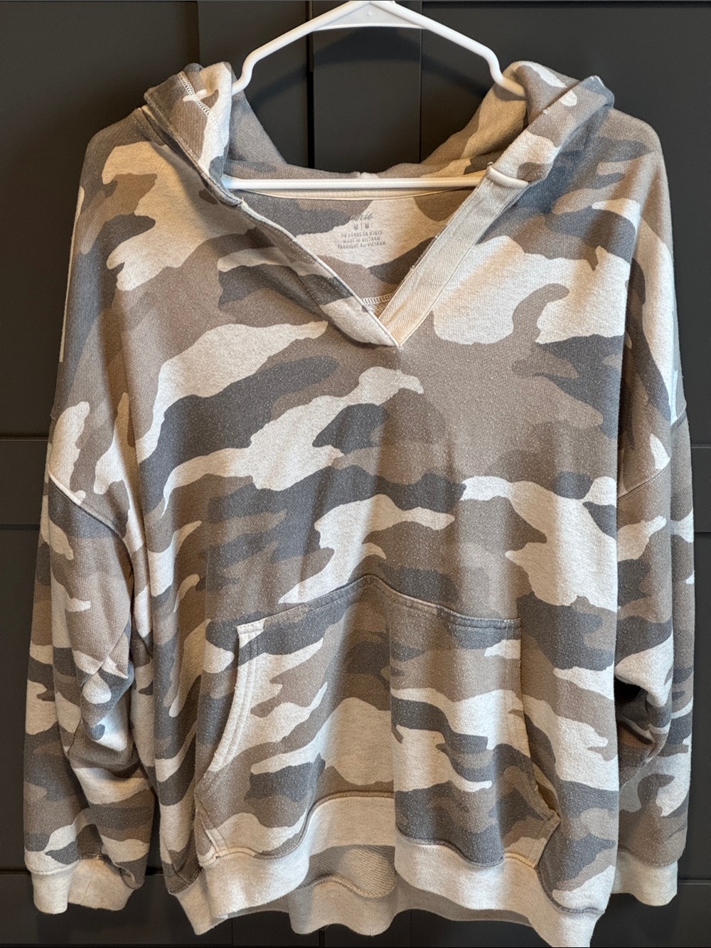 Aerie Camouflage Hoodie Sweater in Gray and Cream